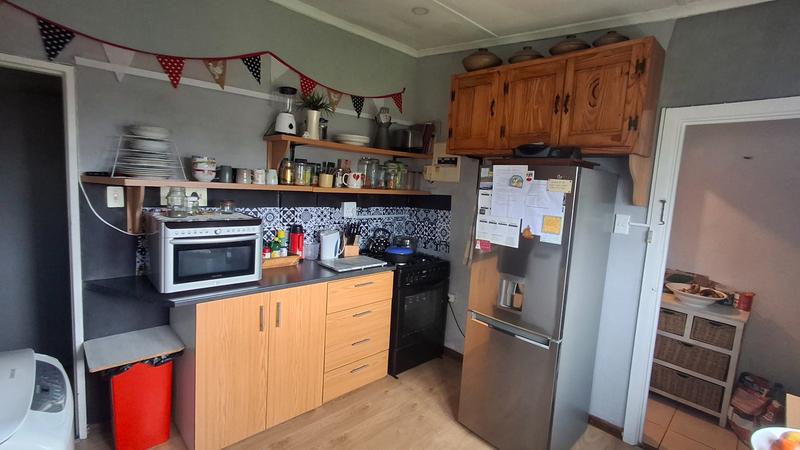 4 Bedroom Property for Sale in Humansdorp Eastern Cape